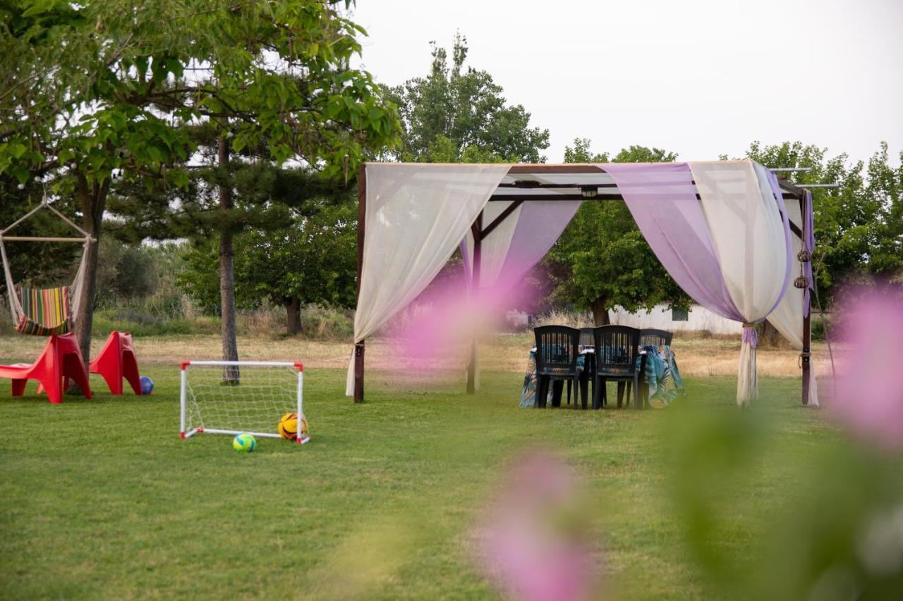 Melissi Studios Paralia Sikias Luaran gambar
